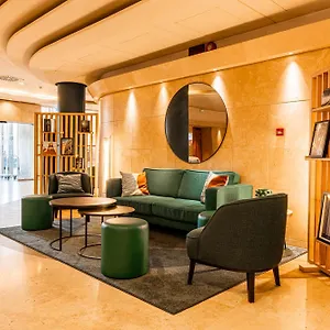 Novotel Est מלון